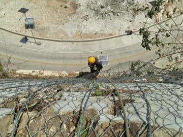 rockfall-protection-installation-3